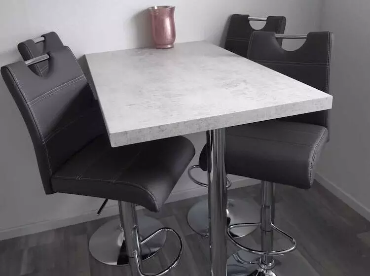 Aamiaismajoitus (B&B) D&b Staycation Resort