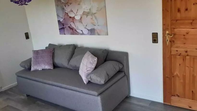 Aamiaismajoitus (B&B) D&b Staycation Resort