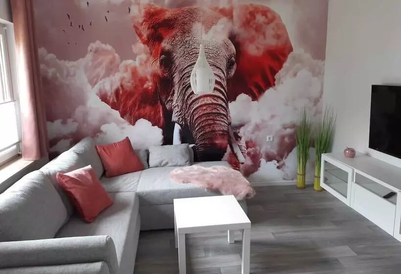 Aamiaismajoitus (B&B) D&b Staycation Resort