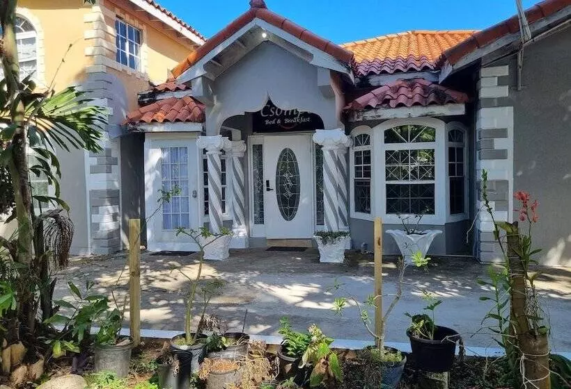 تختخواب و صبحانه Leisure Duplex At Csompo Silver Manor