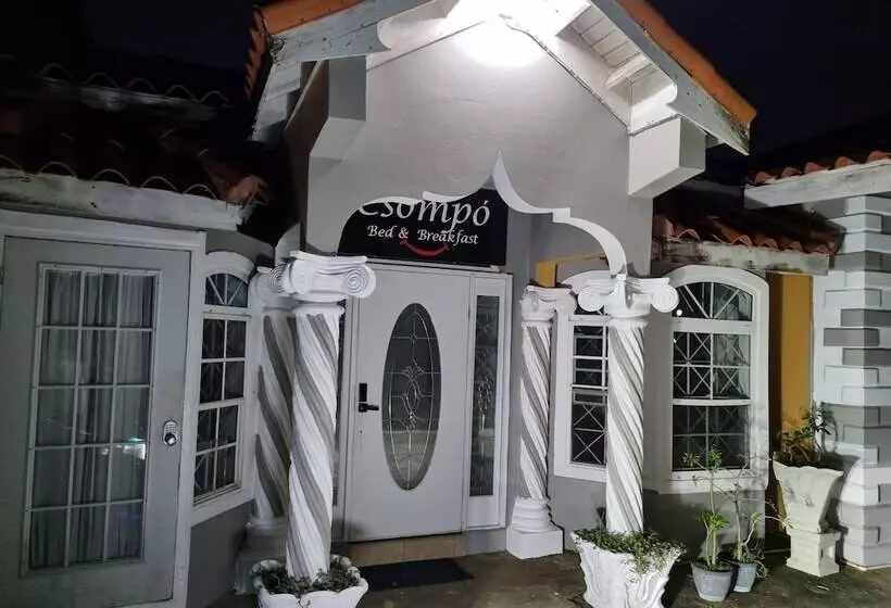 تختخواب و صبحانه Leisure Duplex At Csompo Silver Manor