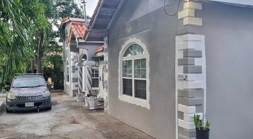 تختخواب و صبحانه Leisure Duplex At Csompo Silver Manor