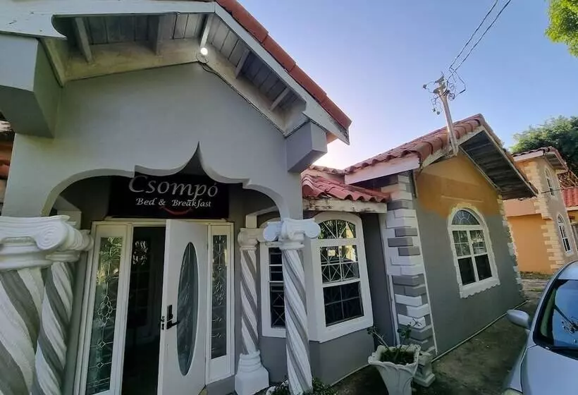 تختخواب و صبحانه Leisure Duplex At Csompo Silver Manor