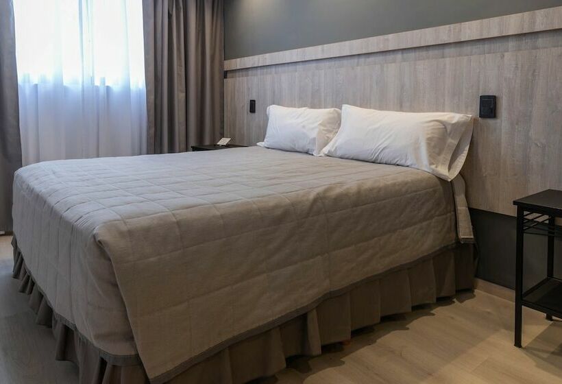 בית מלון כפרי M