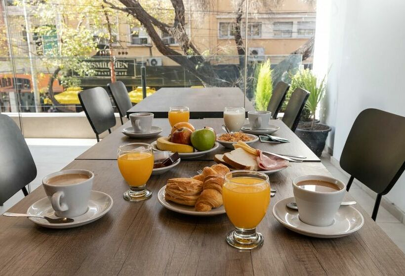 בית מלון כפרי M