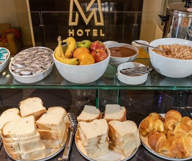 בית מלון כפרי M