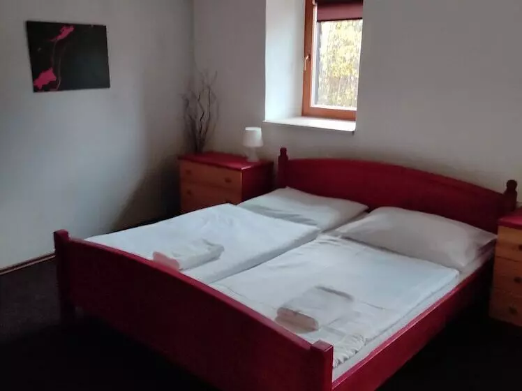 Hotelli Penzion Kovářov