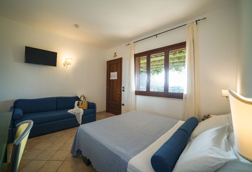 فندق Scoglio Del Leone