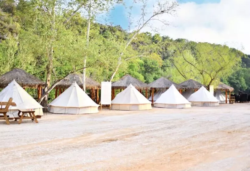 ホテル Son S Guadalupe Glamping Tent F