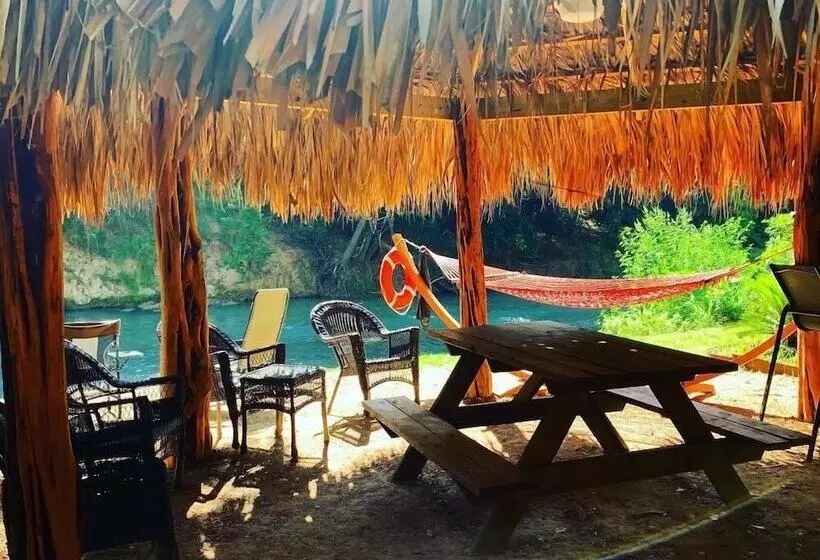 ホテル Son S Guadalupe Glamping Tent F