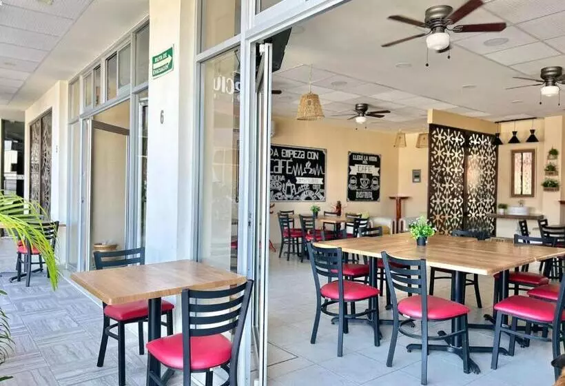 Hotelli Yorio Inn