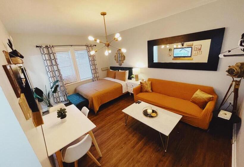 Nine20 Collins Apartments By Lowkl