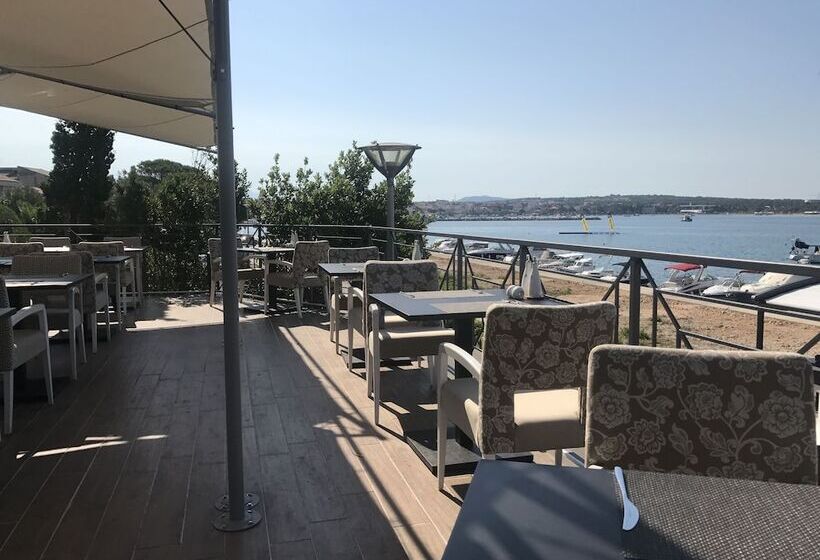 ペンション Guesthouse Punta Mira   Beachfront