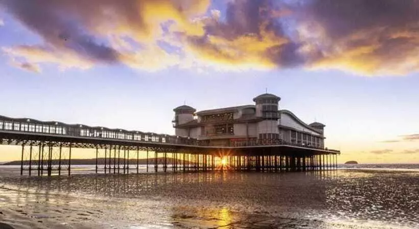 Residenssi Impeccable 2 Bed House In Weston Super Mare