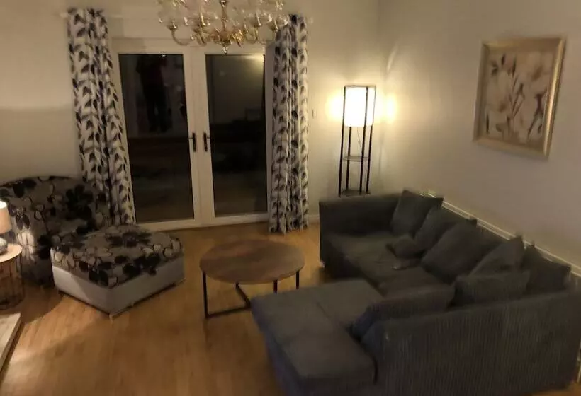 Residenssi Captivating & Cosy 4 Bedroom House In Magherafelt