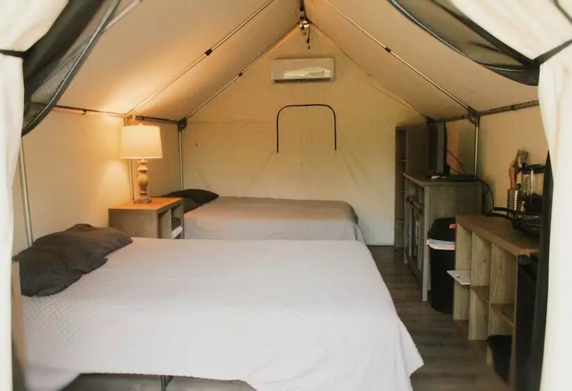 Son S River Ranch Glamping Cabin 26