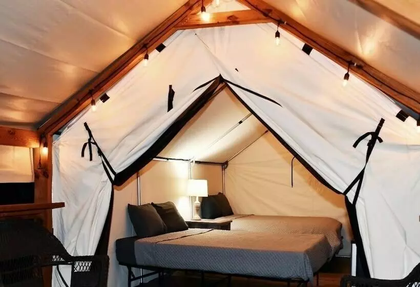 Son S River Ranch Glamping Cabin 26