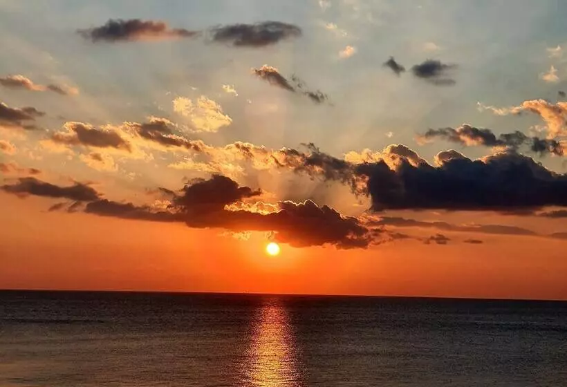 Angel Island Eco Resort