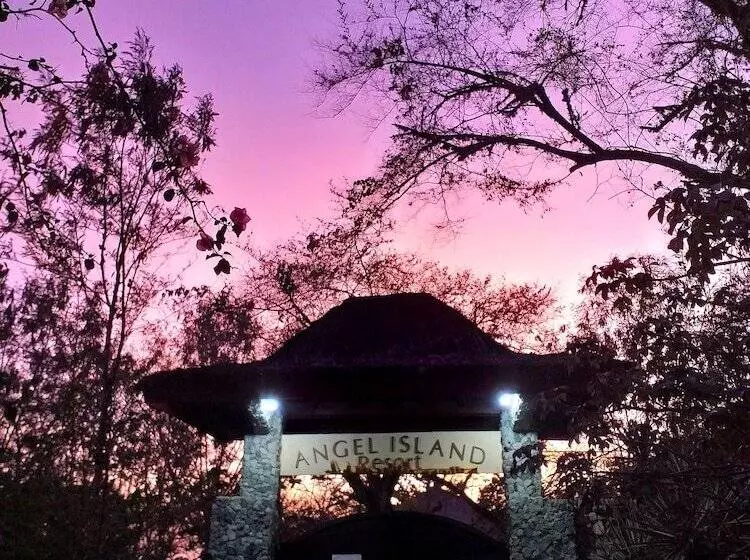 Angel Island Eco Resort