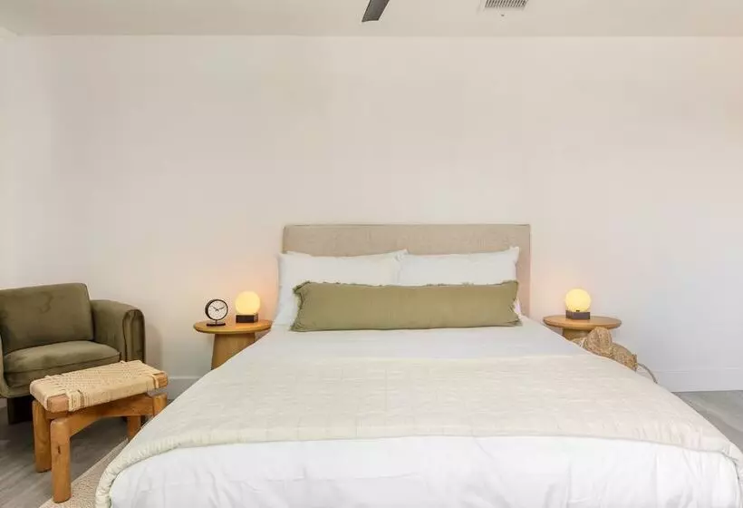 Asteroid By Avantstay Unique Ranch Retreat Just Outside Joshua Tree Permit: Vhr22 094