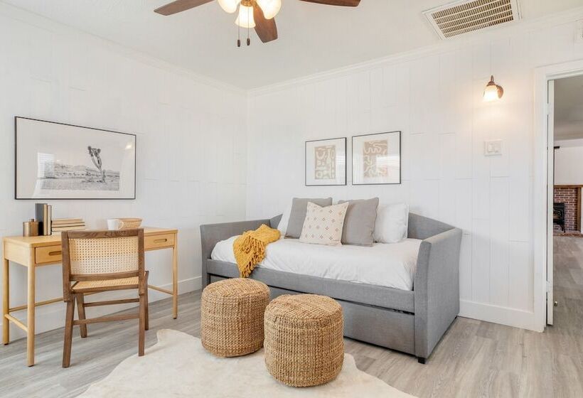 Asteroid By Avantstay Unique Ranch Retreat Just Outside Joshua Tree Permit: Vhr22 094