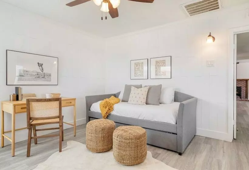 Asteroid By Avantstay Unique Ranch Retreat Just Outside Joshua Tree Permit: Vhr22 094