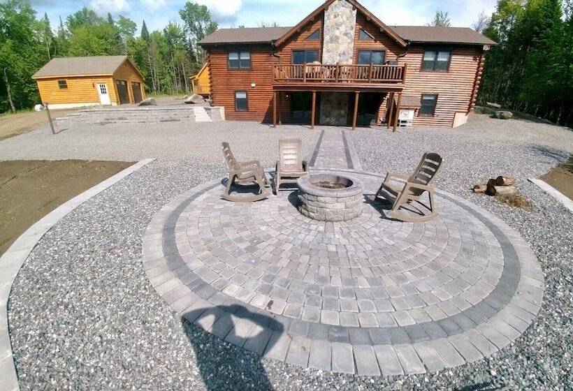 Back Lake Lodges Eagles Nest