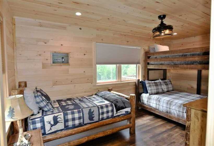 Back Lake Lodges Eagles Nest