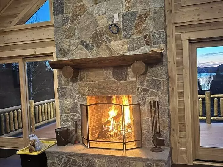 Back Lake Lodges Eagles Nest