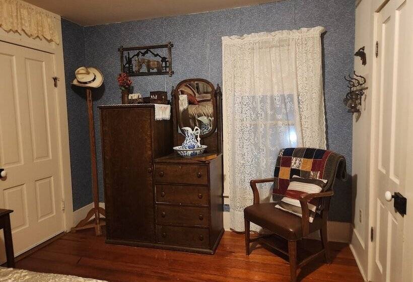 ベッドアンドブレックファースト Hawthorne Inn