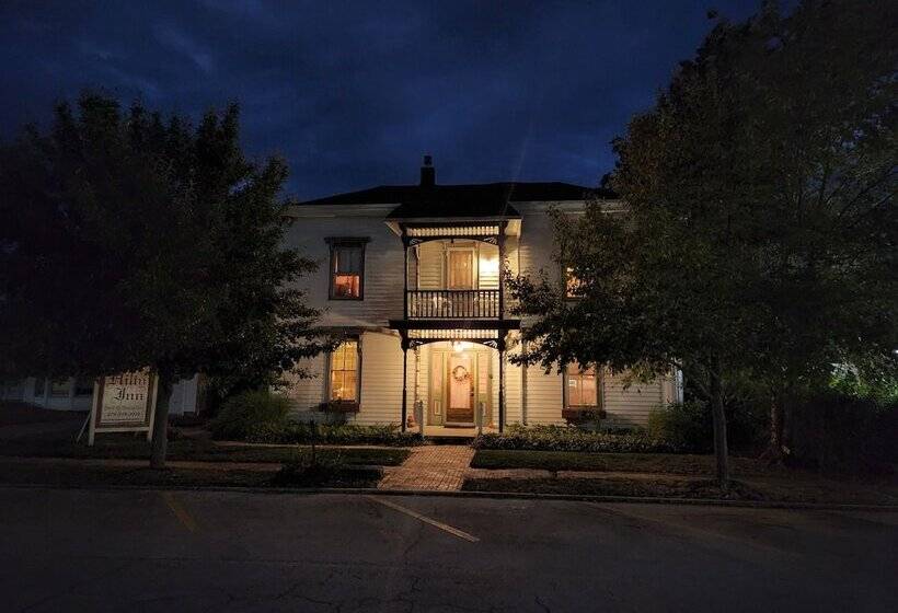 ベッドアンドブレックファースト Hawthorne Inn