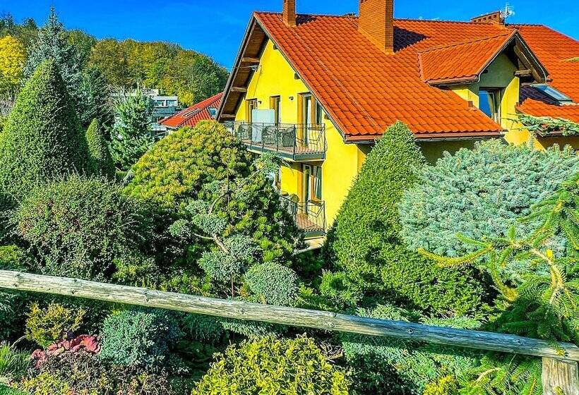 تختخواب و صبحانه Willa Pod Czantoria