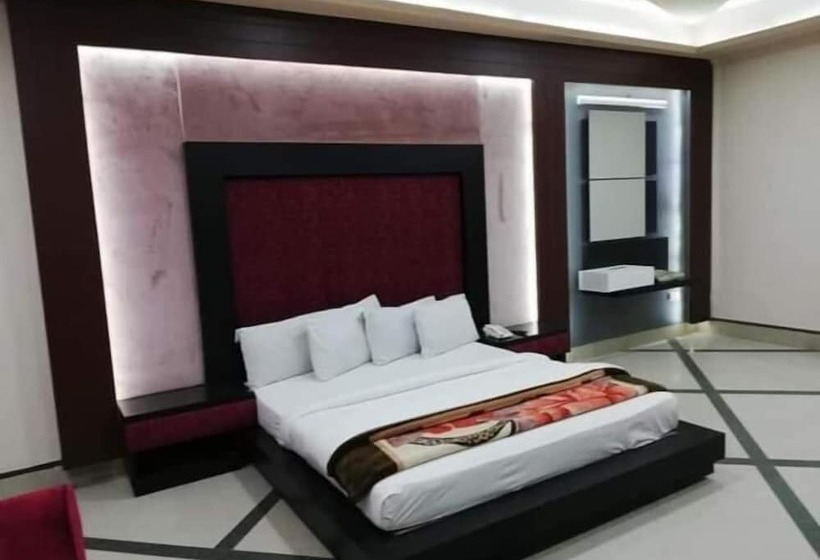 هتل Grace Inn Multan