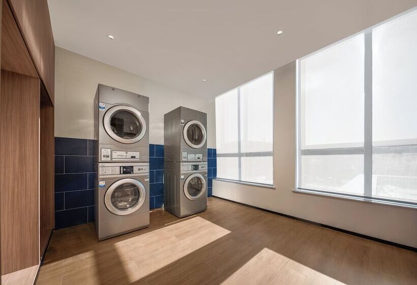 Отель Holiday Inn Express Liaoyuan Economic Dev Zone, An Ihg