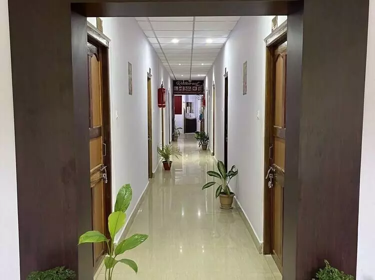 Hotelli Purnima Residency , Lakshmanpur