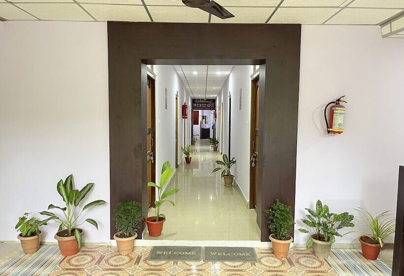 Hotel Purnima Residency , Lakshmanpur