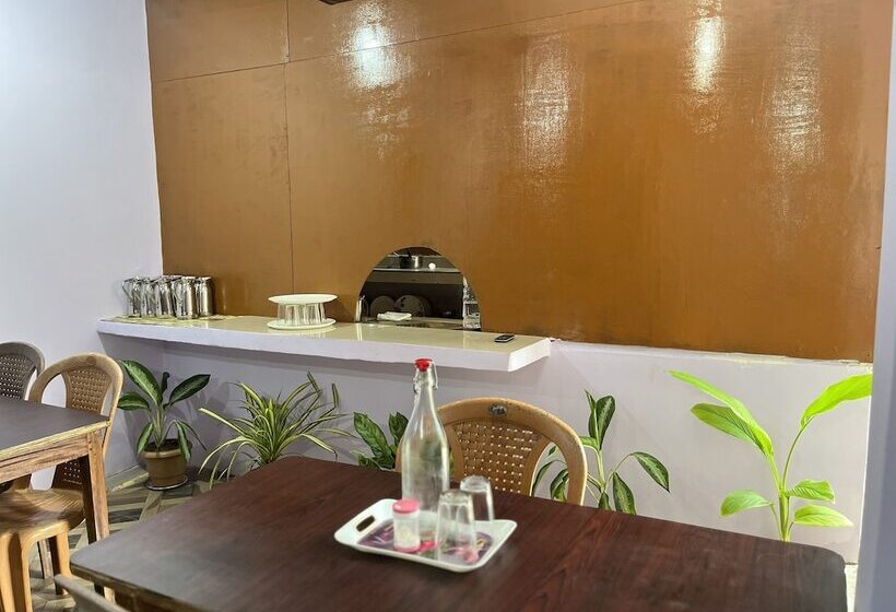 Hotel Purnima Residency , Lakshmanpur