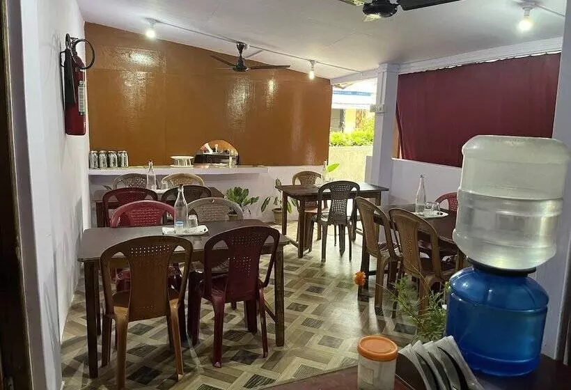 Hotelli Purnima Residency , Lakshmanpur