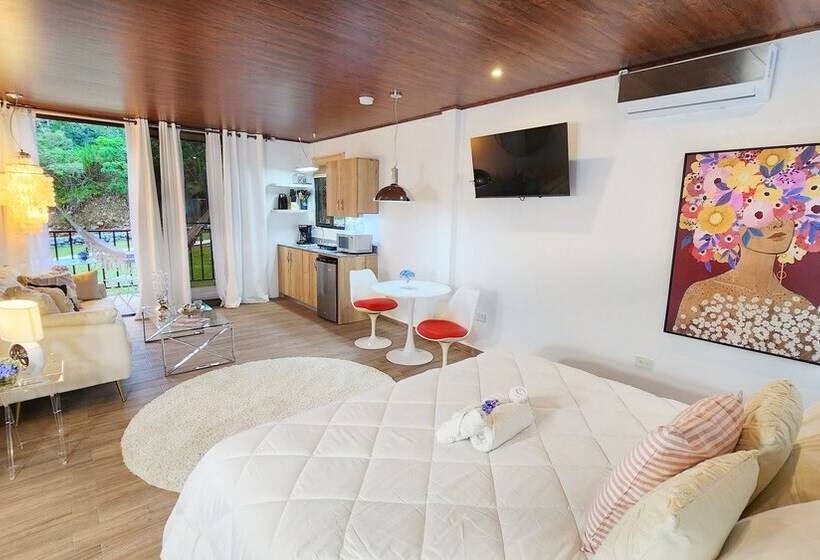 בית מלון כפרי Rio Verde By Villa Alejandro