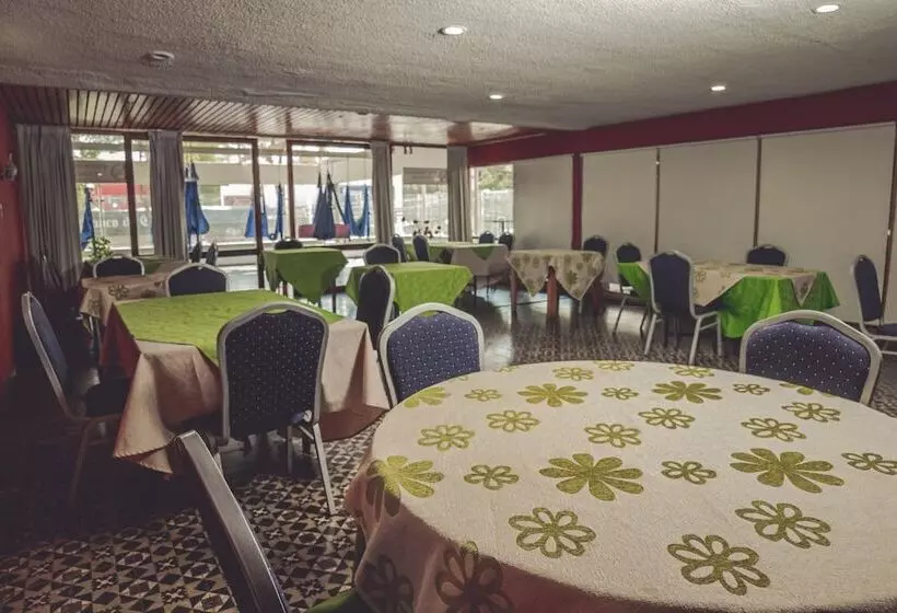 Hotelli San Felipe El Real