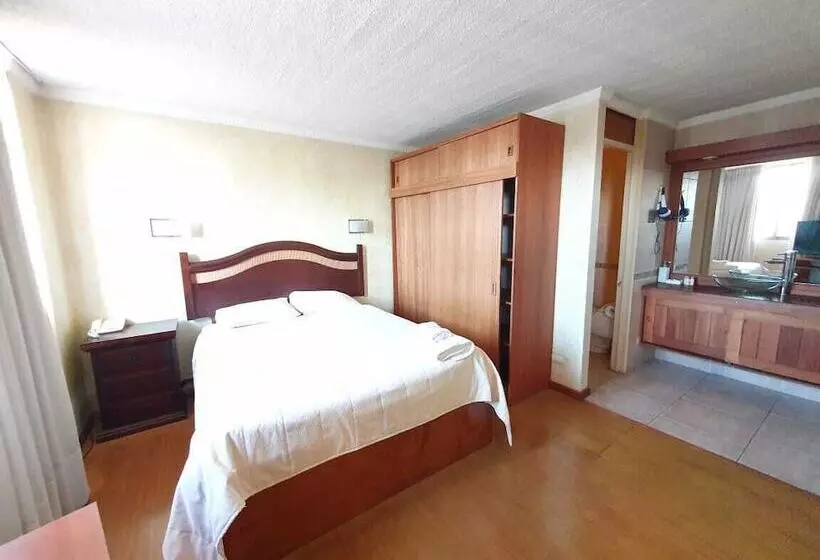 Hotelli San Felipe El Real