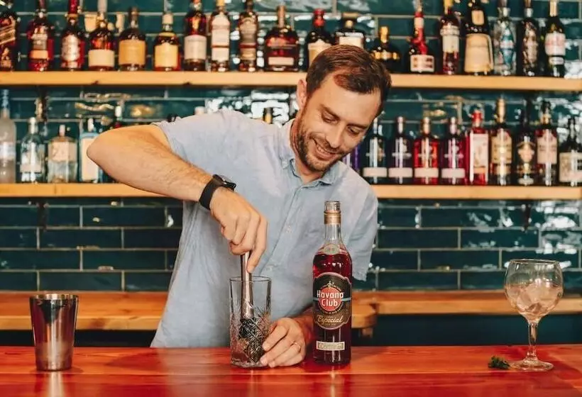 Hotelli The Old Crown Coaching Inn