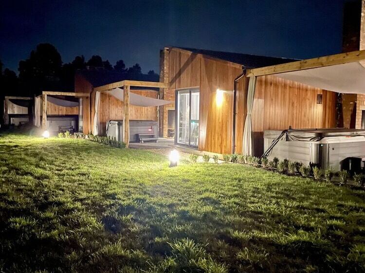 호텔 The River Bann Retreat