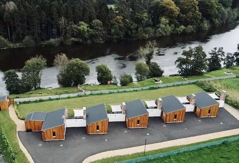 Hotelli The River Bann Retreat