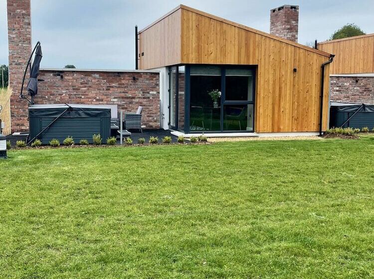 호텔 The River Bann Retreat