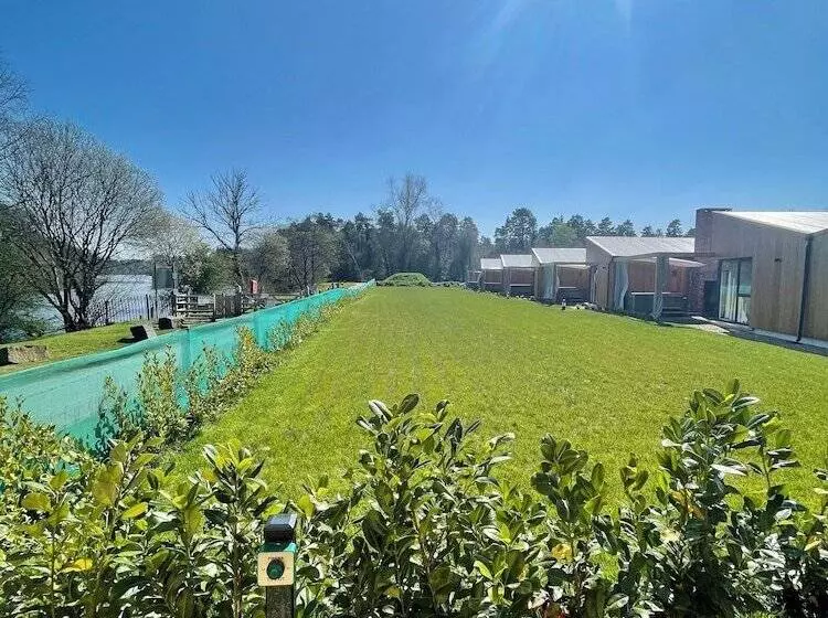 Hotelli The River Bann Retreat