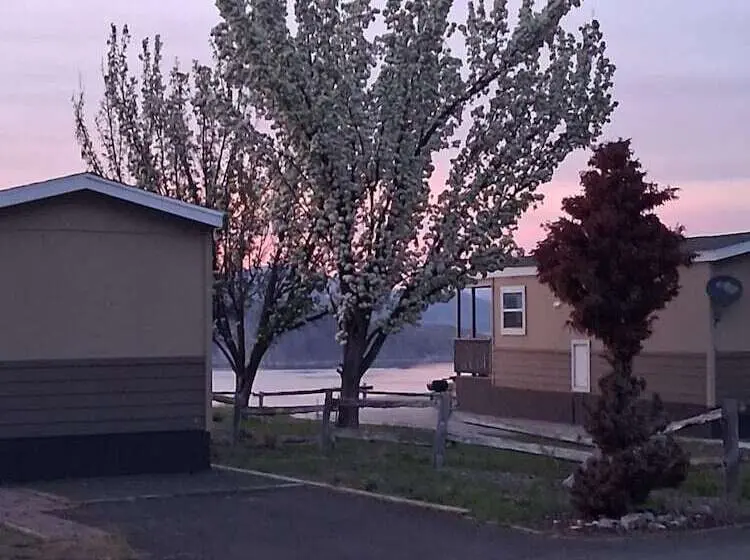 ホテル The River Rue Rv Park