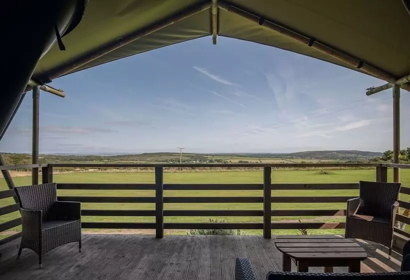 Hotelli Three Cliffs Glamping Tent   Llangennith