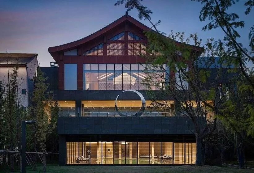Hotelli Wyndham Grand Plaza Royale Xiangai Mountain Fuzhou