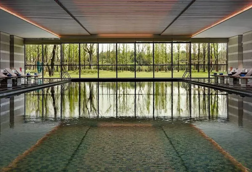 Hotelli Wyndham Grand Plaza Royale Xiangai Mountain Fuzhou